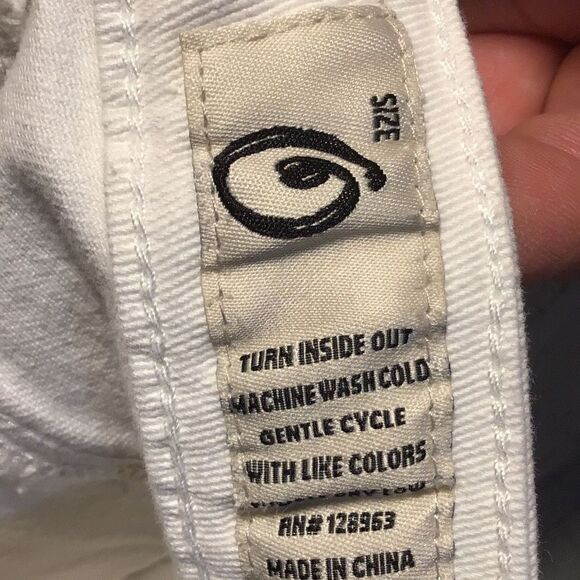 Shorts by indigo rain size 0 ￼ - Picture 7 of 8